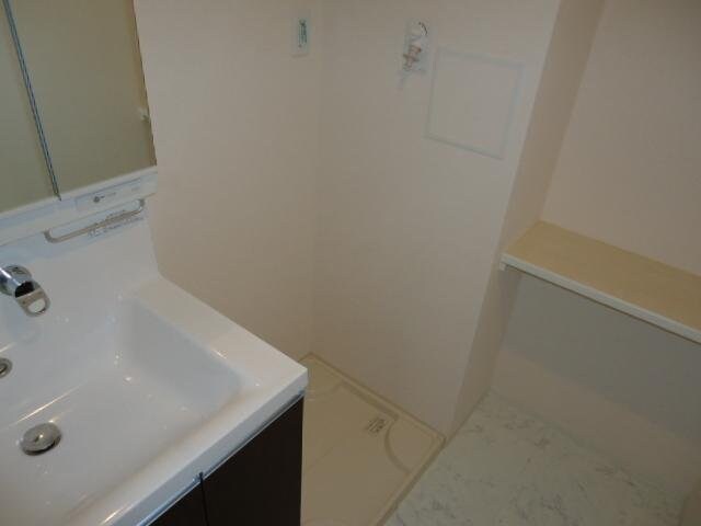 洗濯機置場 アルストロメリア