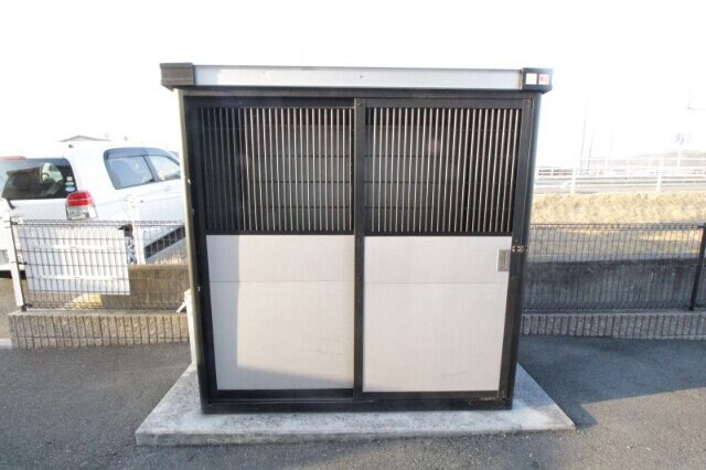  ラ・ベルコリーヌＢ