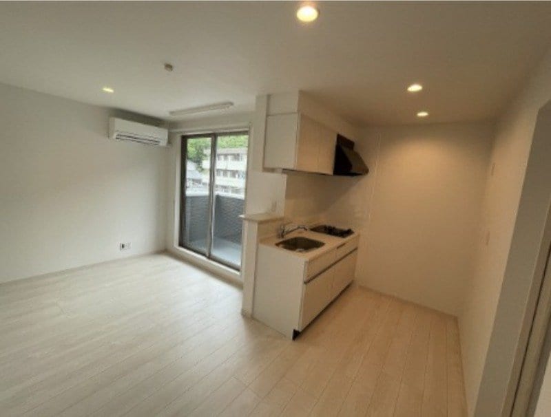  REGALEST 西崎本町