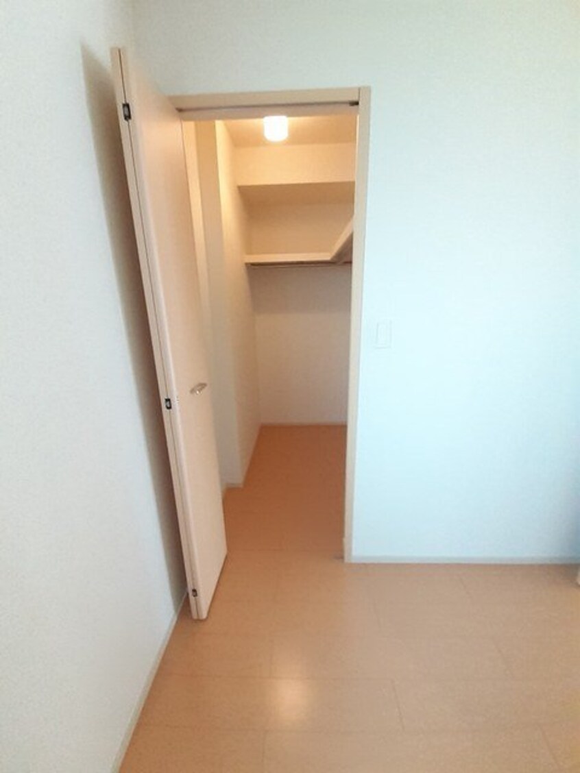  カーサ　セレノＢ