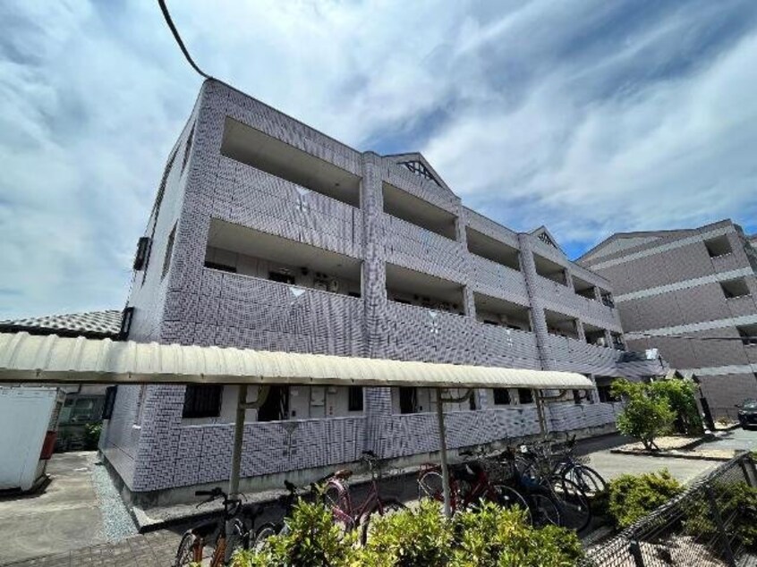  ファインヴィーブル参番館