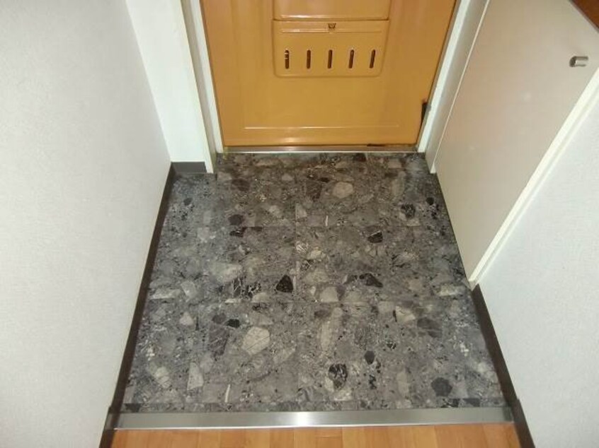  センチュリー旭川