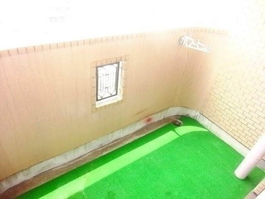 バルコニー ヒカリホールディングスビル