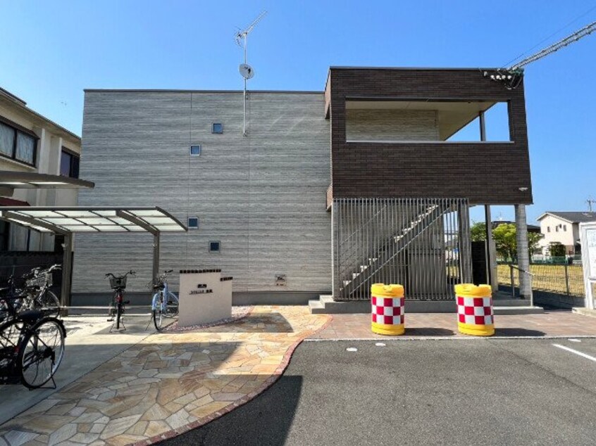  クレイノステラ　庭瀬