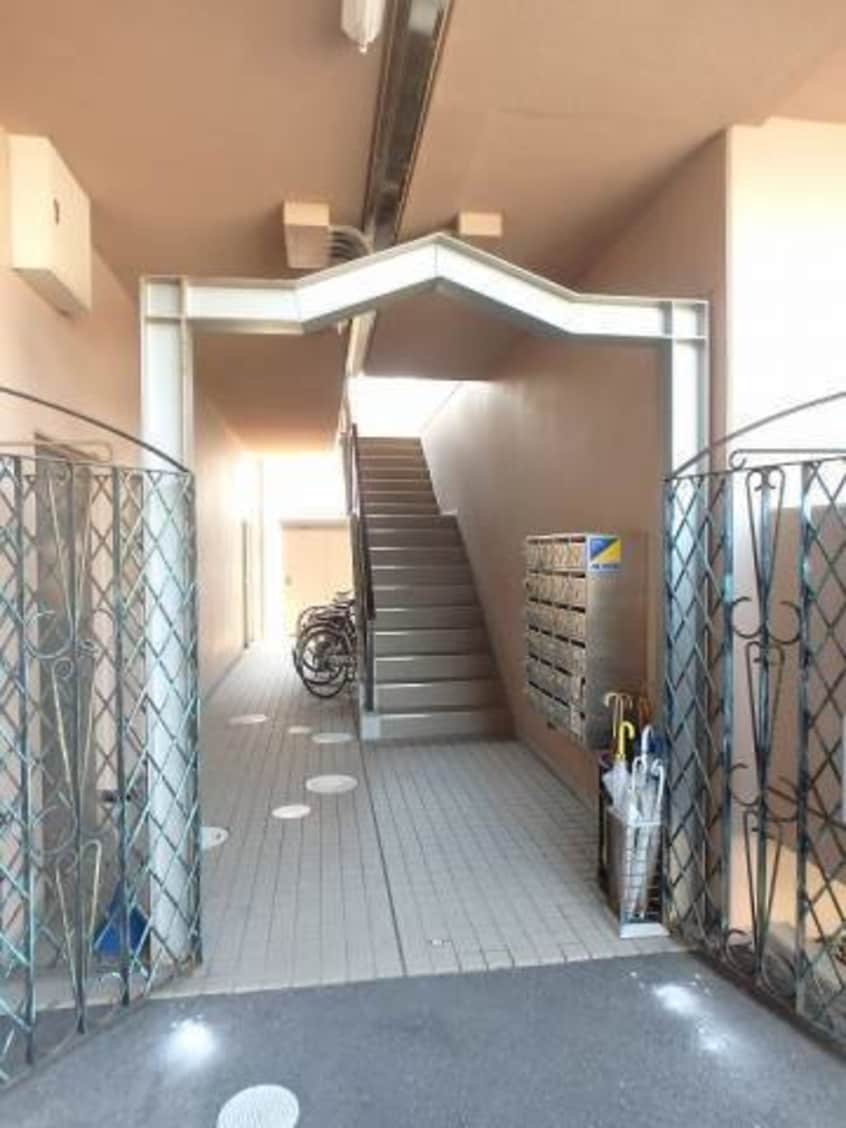  クレセール津島