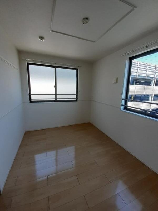 寝室 アリアキャメルⅡ