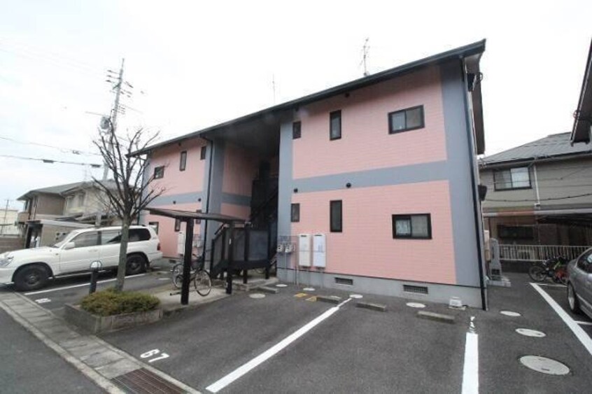  ラッキータウン庭瀬　Ｄ棟