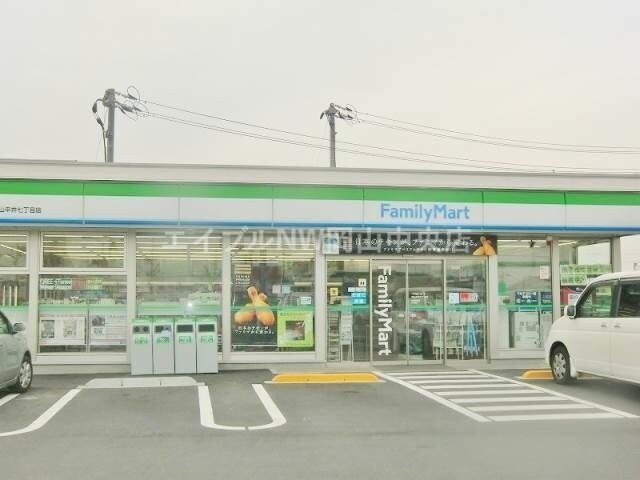 ファミリーマート岡山清水店(コンビニ)まで222m グランシャリオ　Ｂ棟