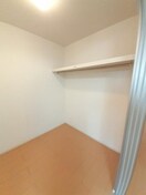  ラ・ベルコリーヌＢ