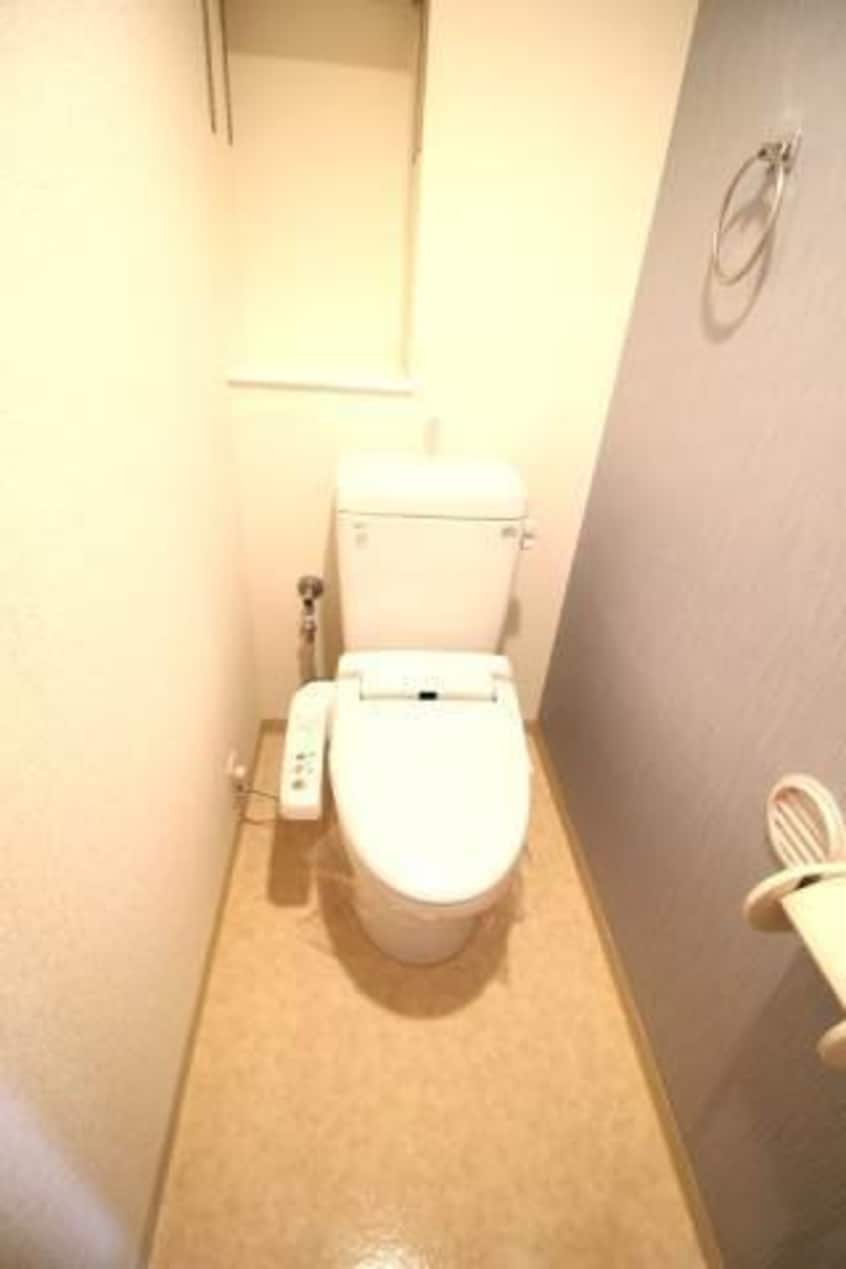  カーサフィオーレ西市駅前