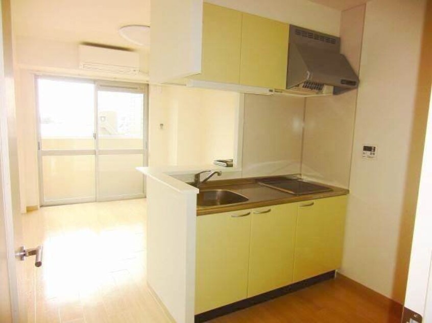 リビング ハートフル医大西