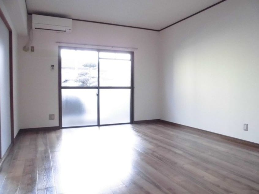  リバーサイド久米