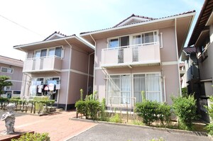 シャトル新福　A棟