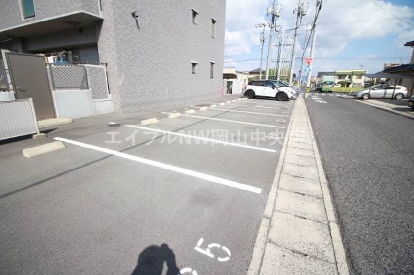 駐車場 ラ・パティオ