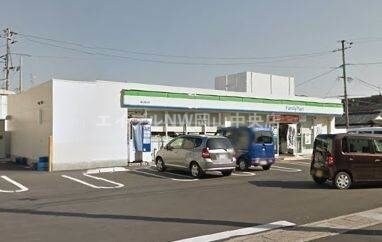 ファミリーマート岡山国府市場店(コンビニ)まで404m スカール中井