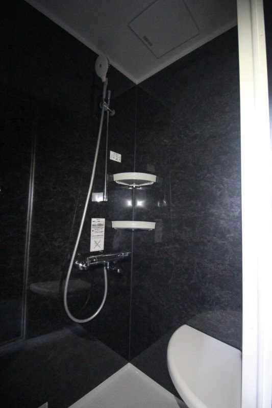 シャワーのみ 漆黒　