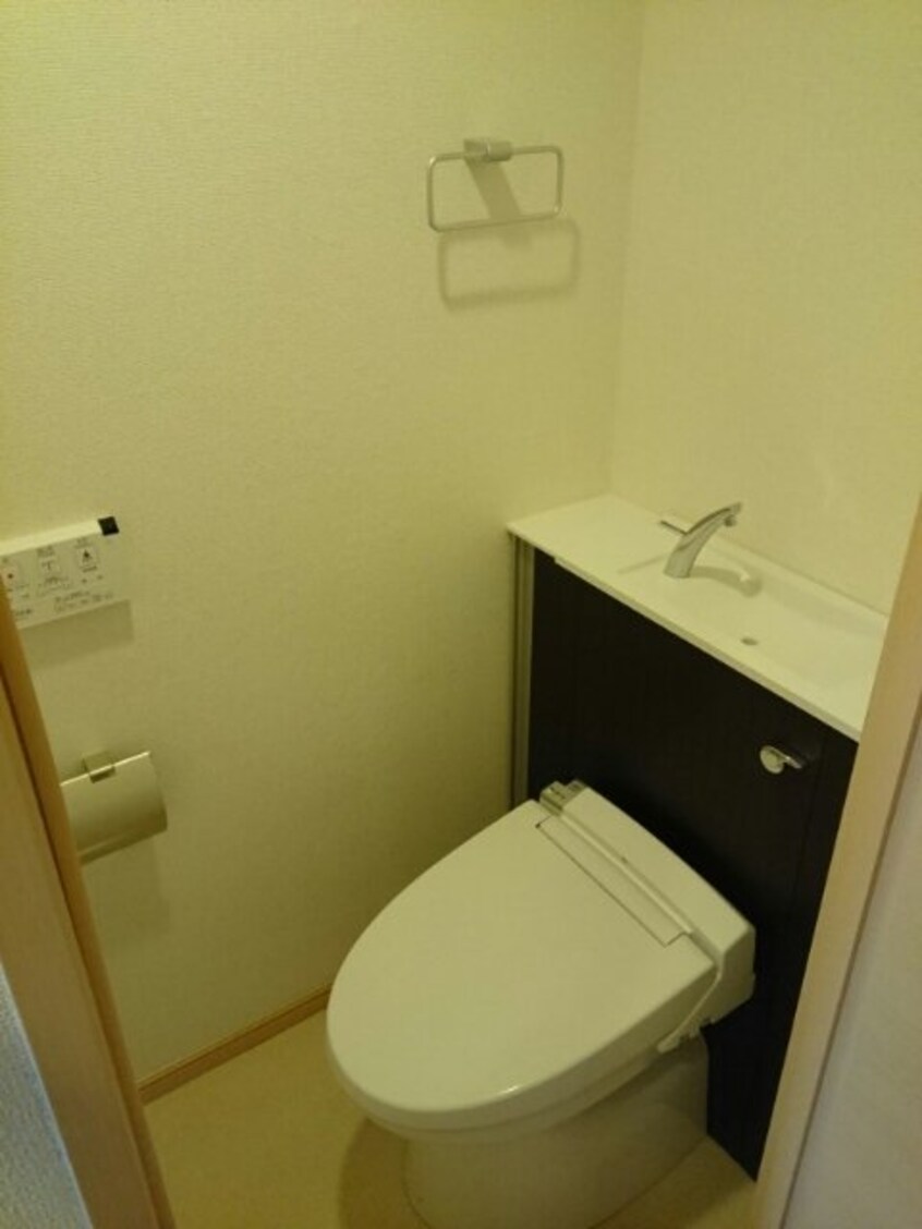  レジデンス西川