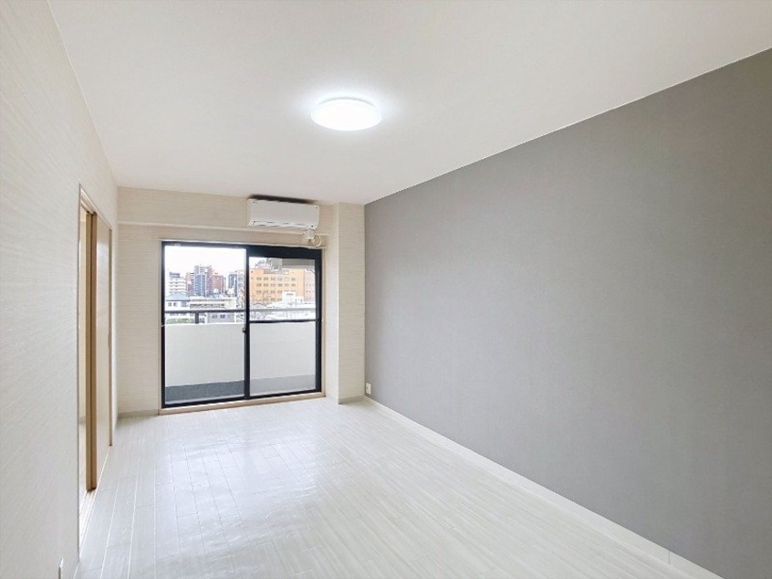 リビング コロニアルリビング西島田ウエストタワー