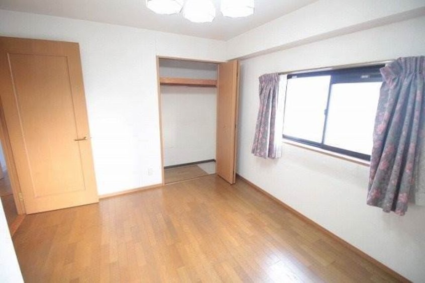  グランメール弓之町