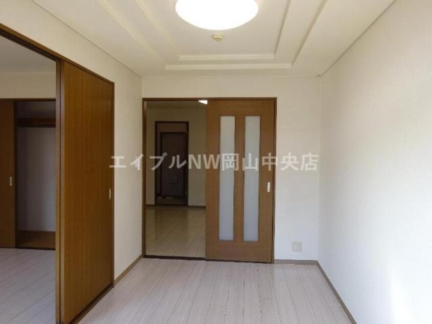 洋室 パープルメゾン弐番館