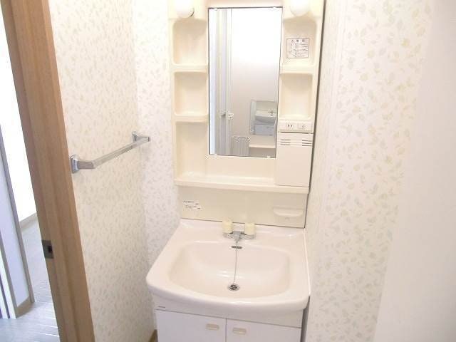  コーポラス板野　Ｂ