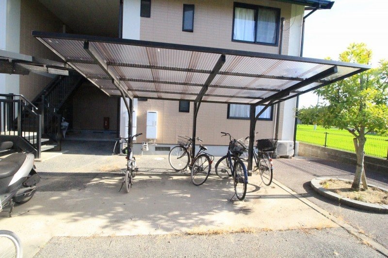  コーポラス板野　Ｂ