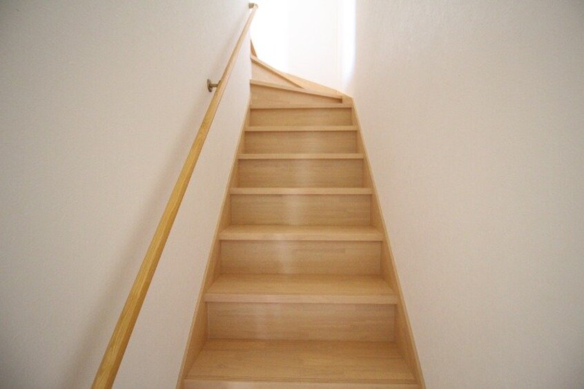  南輝メゾネット