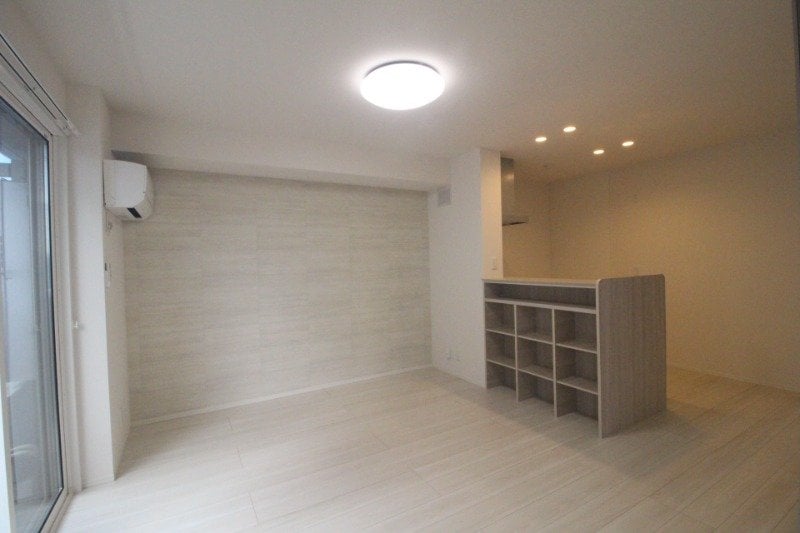  マーメゾン新福