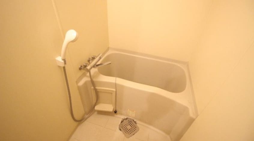  アンブシュール京橋