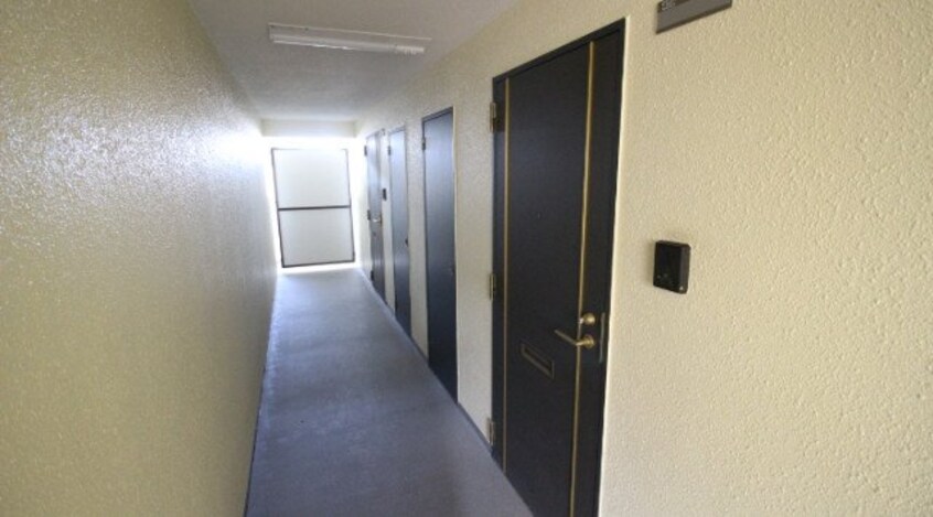  アンブシュール京橋