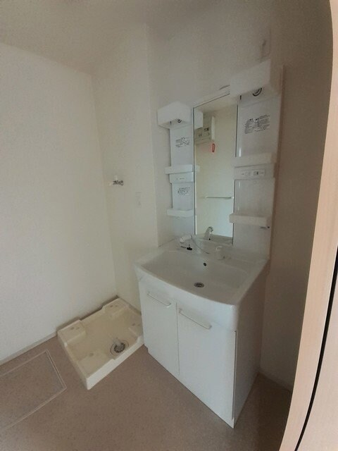  ラ・ベルコリーヌＢ