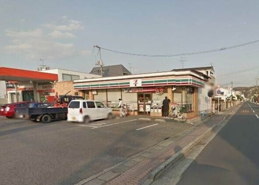 セブンイレブン岡山門田屋敷4丁目店(コンビニ)まで473m サンライト門田屋敷