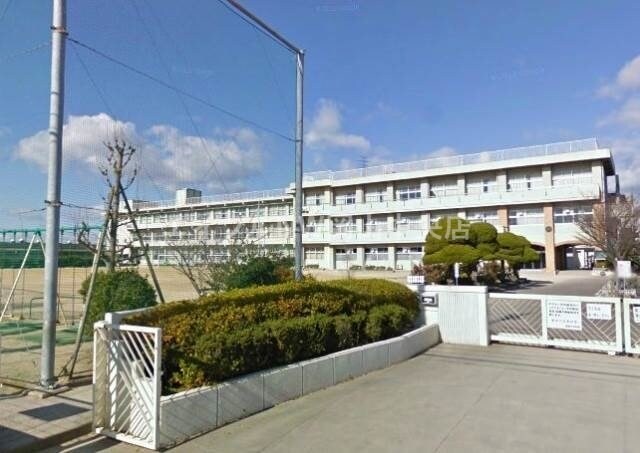 岡山市立操南小学校(小学校)まで767m ガーデングラス桑野