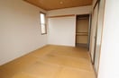  エントピア新保Ｂ
