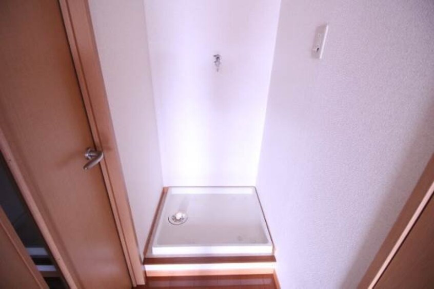  ドミトリー赤井