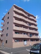 アバンツァートの外観