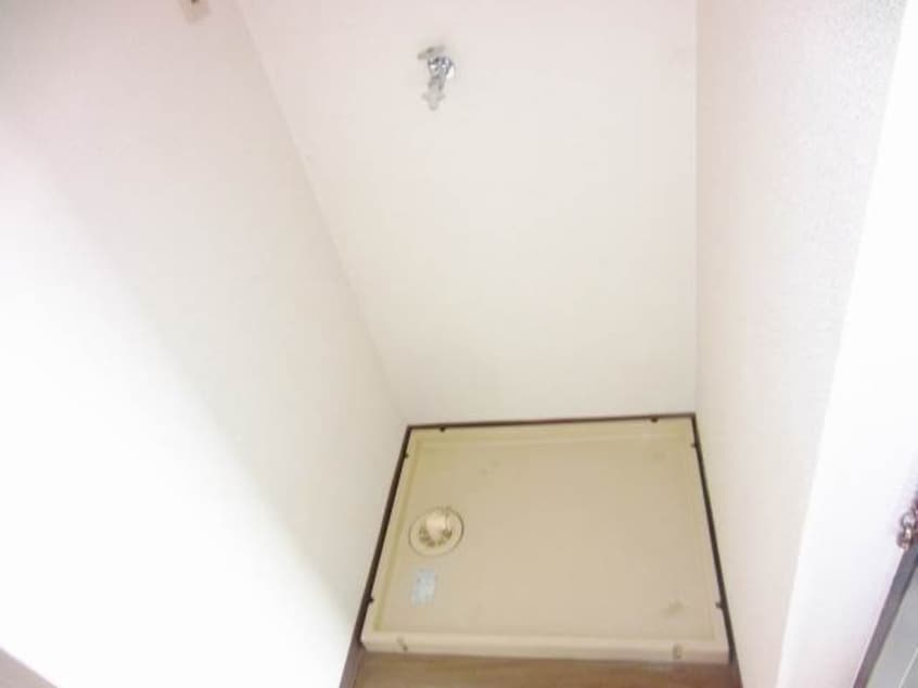 室内洗濯機置き場 コゼット西古松