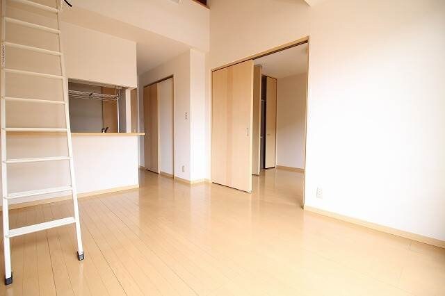  ラパルテール奉還町壱番館