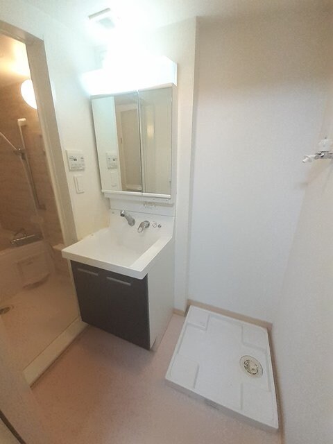  レジデンス西川