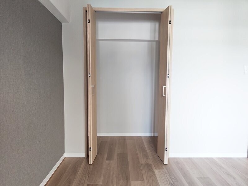  栄光ビル