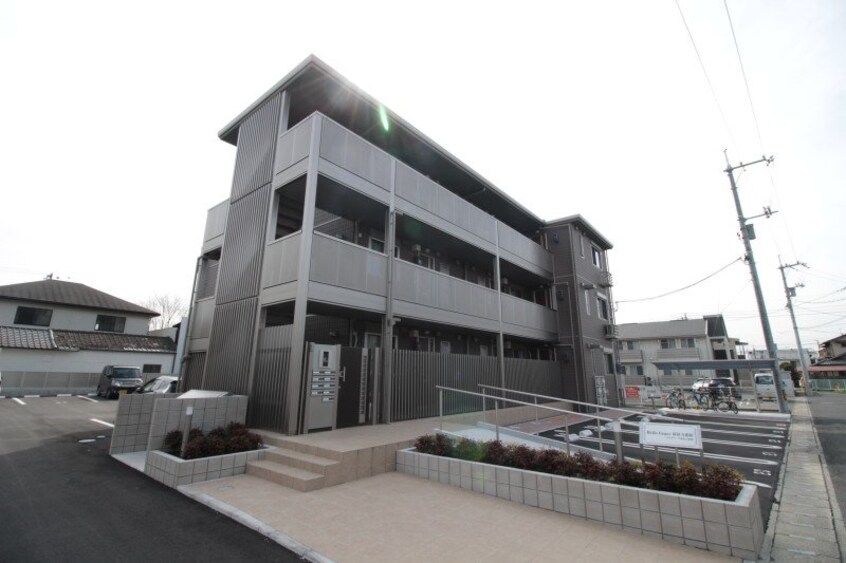  ベルグラース新保弐番館