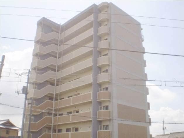  カーサフィオーレ西市駅前