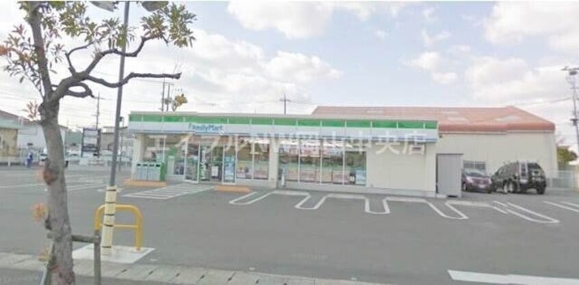 ファミリーマート岡山辰巳店(コンビニ)まで764m ベンビレッジ平田西公園