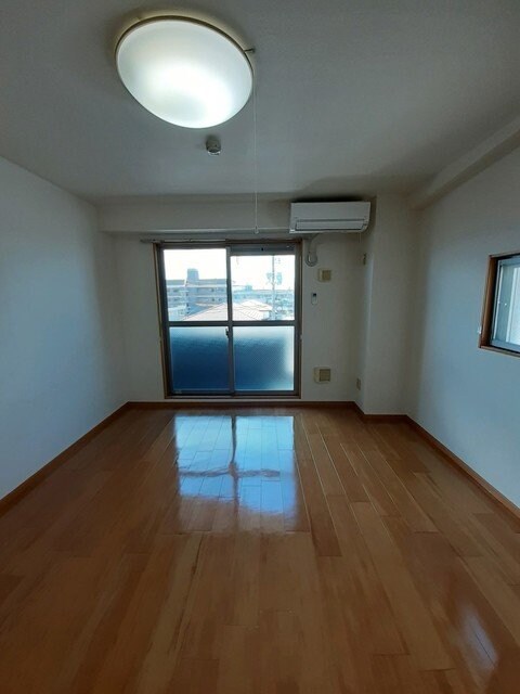  Ｓｍａｌｌ　Ｌｕｘｕｒｙ