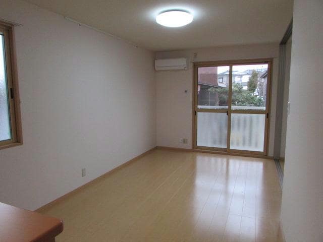  ボナール・カメリア