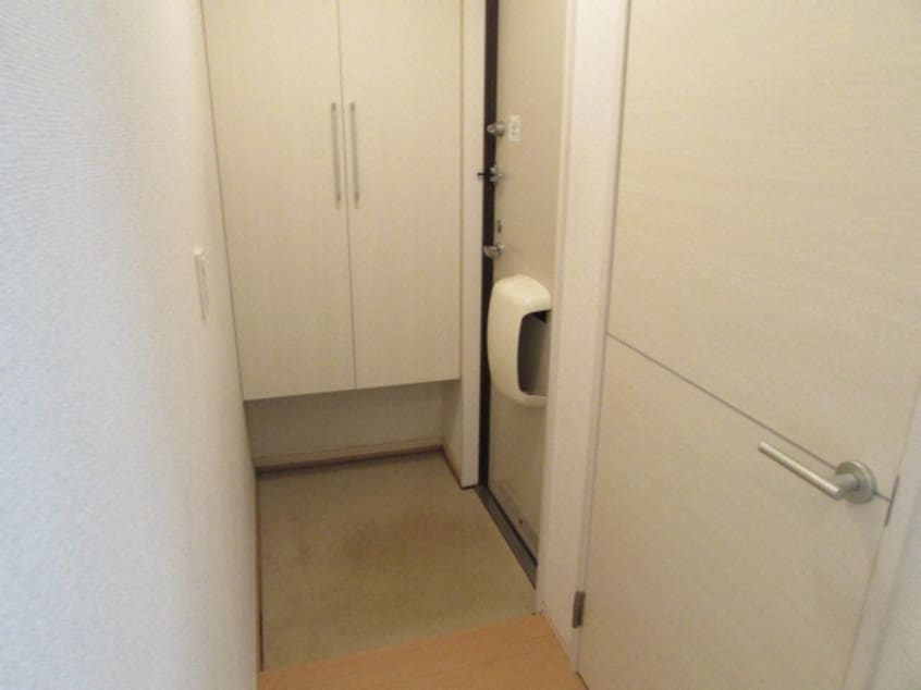 玄関 グランシャリオあおば　A