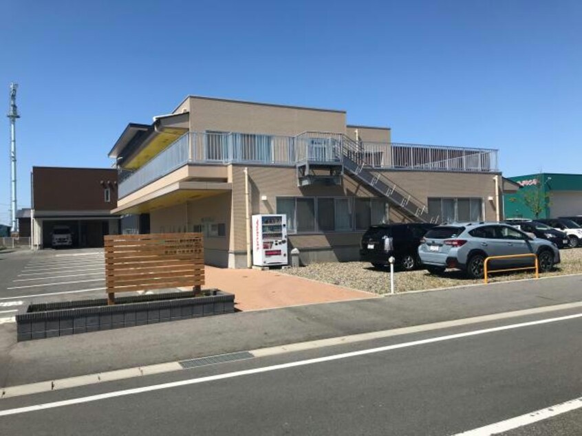 荻川ほのぼの保育園(幼稚園/保育園)まで585m メゾン　レーヴ荻島