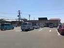 セブンイレブン新潟古田店(コンビニ)まで718m オレンジハウス