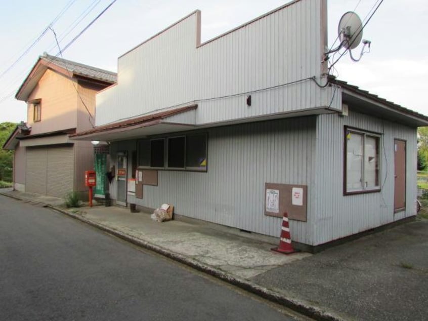 新潟北山簡易郵便局(郵便局)まで508m マムフィールド