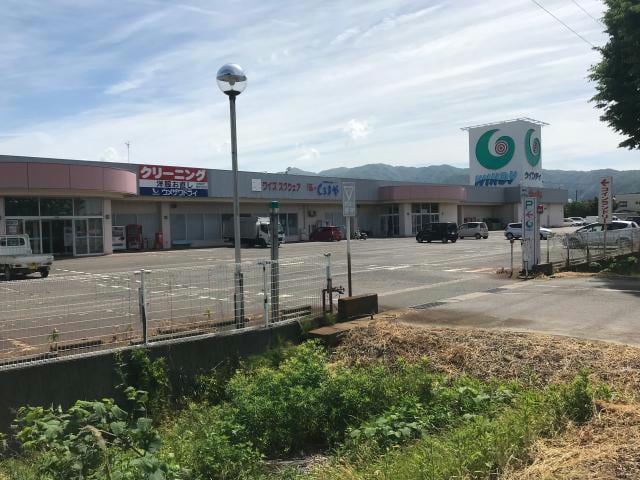 ウインディ(ショッピングセンター/アウトレットモール)まで502m ウインドアヴェニューアカイダB